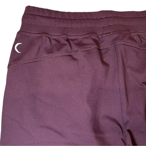 ZYIA Active Unwind Cuffed Joggers Size XS Plum Purple Gym Workout Pockets - Picture 3 of 15